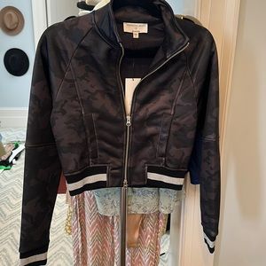 Veronica Beard x Bandier army print bomber